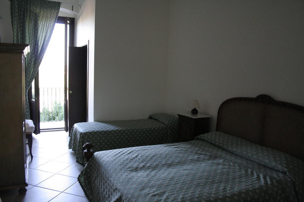 Agriturismo Antico Leccio Hotel Gioia Del Colle Camera foto